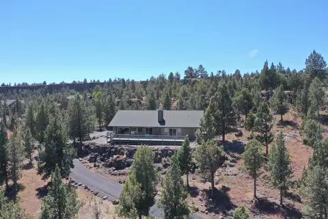 2675 Century Dr, Prineville, OR 97754
