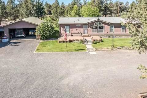 4970 NW 62nd St, Redmond, OR 97756