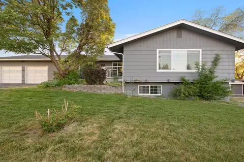 1130 Maple St, Klamath Falls, OR 97601