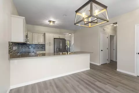 357 Brookhaven Dr, Central Point, OR 97502 photo 10