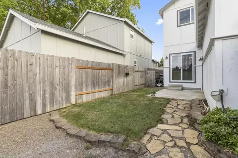 357 Brookhaven Dr, Central Point, OR 97502 photo 20