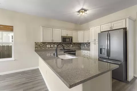 357 Brookhaven Dr, Central Point, OR 97502 photo 9