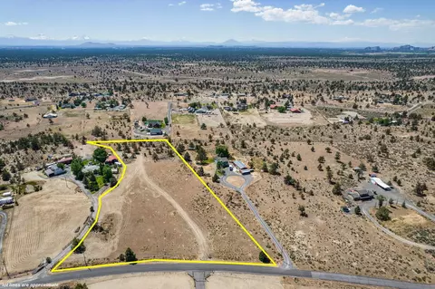 bent loop LOT 9 PARCEL 2, Powell Butte, OR 97753