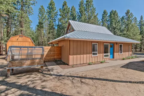 51937 Pacific Willow, La Pine, OR 97739 photo 22