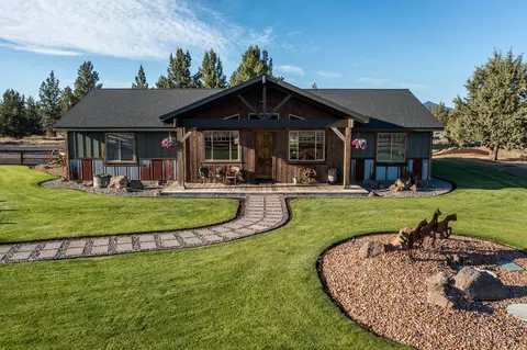 6613 NW Tetherow Rd, Redmond, OR 97756
