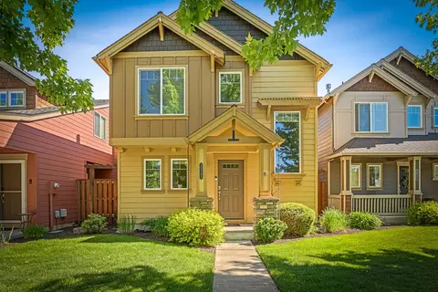 20545 SE Sun Meadow Way, Bend, OR 97702