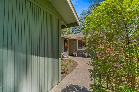 20434 Mainline Rd, Bend, OR 97702 photo 44