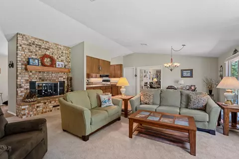 20434 Mainline Rd, Bend, OR 97702 photo 7