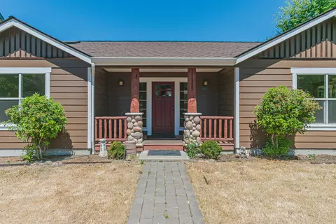 1011 Talent Ave, Talent, OR 97540