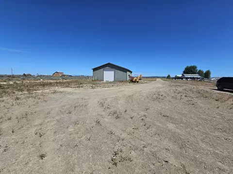 57741 Bark Loop, Christmas Valley, OR 97641 photo 9