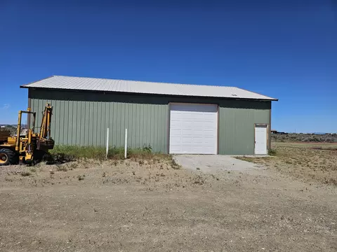 57741 Bark Loop, Christmas Valley, OR 97641 photo 5
