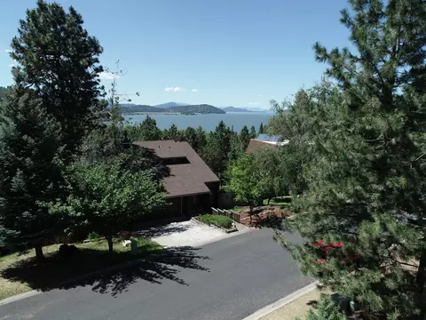 1218 Buck Island Dr, Klamath Falls, OR 97601