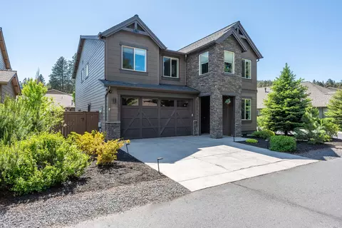 3011 NW Clubhouse Dr, Bend, OR 97703
