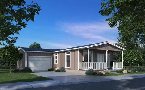946 SE 10th St, Madras, OR 97741