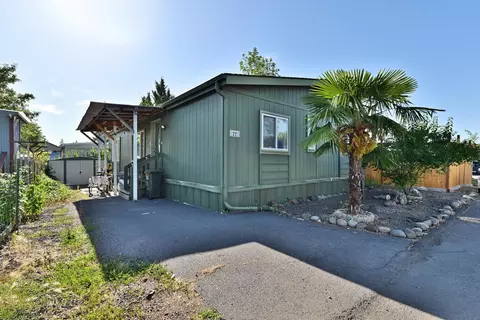 414 Stevens Rd UNIT 22, Eagle Point, OR 97524 photo 1