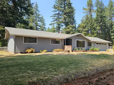 180 October Ln, Merlin, OR 97532