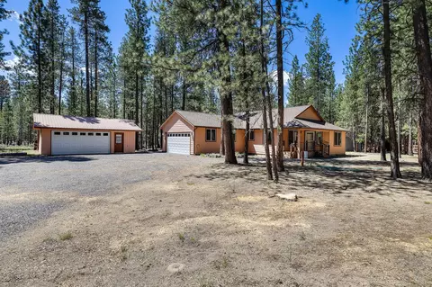 51885 Pine Loop Dr, La Pine, OR 97739