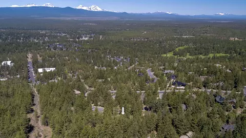 2544 NW Obrien Ct, Bend, OR 97703 photo 3