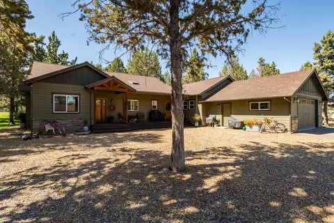 Exterior - 62880 Dickey Rd, Bend, OR 97701 photo 2 of 13