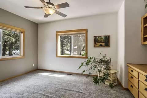 Bedroom - 62880 Dickey Rd, Bend, OR 97701 photo 1 of 7