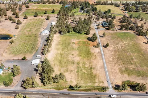 View/Area - 62880 Dickey Rd, Bend, OR 97701 photo 1 of 3