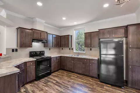16480 Wayne Dr, La Pine, OR 97739 photo 6