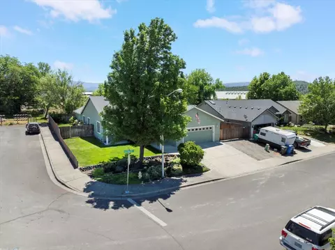 1070 Havenwood Dr, Eagle Point, OR 97524 photo 39