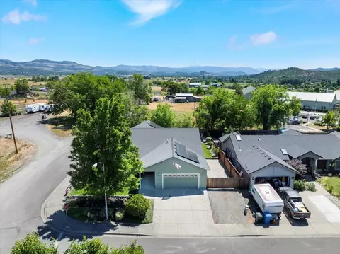 1070 Havenwood Dr, Eagle Point, OR 97524 photo 42
