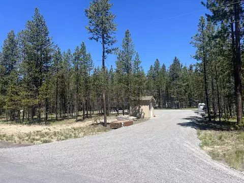 17216 Covina Rd, Bend, OR 97707