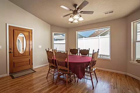 976 Jessica Ct, Eagle Point, OR 97524 photo 15