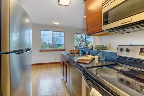 1010 NW Roanoke Ave #5, Bend, OR 97703