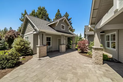 21067 SE Avery Ln, Bend, OR 97702 photo 22