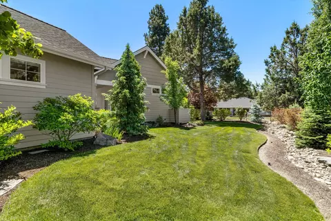 21067 SE Avery Ln, Bend, OR 97702 photo 31