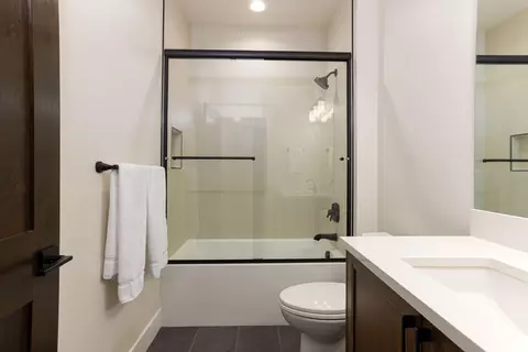 18105 Forestbrook Lp #16, Bend, OR 97707 photo 23