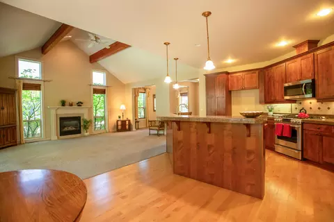 Living - 19492 Sugar Mill Loop, Bend, OR 97702 photo 5 of 6
