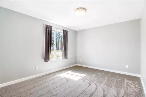 Bedroom - 145304 Gait Ct, La Pine, OR 97739 photo 4 of 6