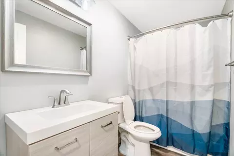 Bath - 145304 Gait Ct, La Pine, OR 97739 photo 5 of 5