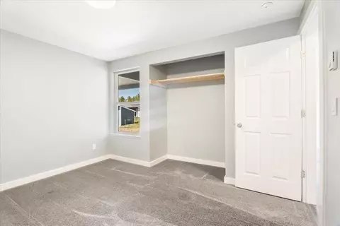 Bedroom - 145304 Gait Ct, La Pine, OR 97739 photo 5 of 6