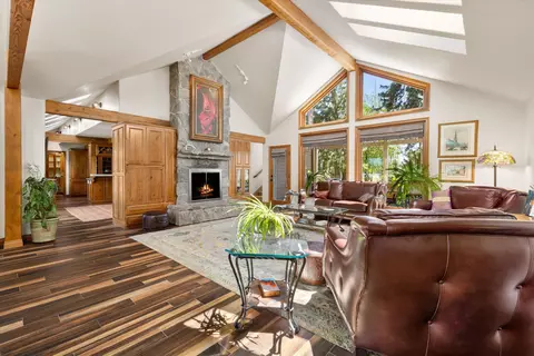 Other - 60604 Woodside Rd, Bend, OR 97702 photo 4 of 20