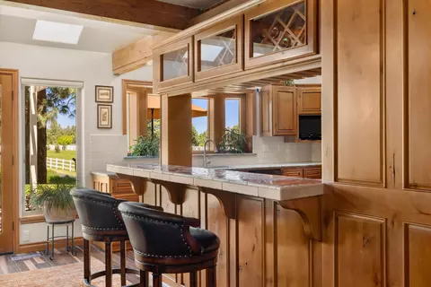 Kitchen - 60604 Woodside Rd, Bend, OR 97702 photo 1 of 3