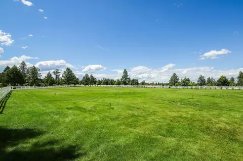 Exterior - 60604 Woodside Rd, Bend, OR 97702 photo 42 of 42
