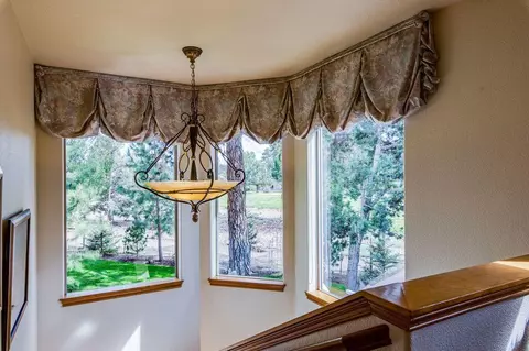 Entry Way - 60604 Woodside Rd, Bend, OR 97702 photo 3 of 4