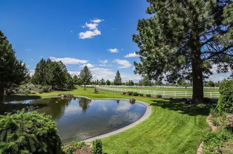 Exterior - 60604 Woodside Rd, Bend, OR 97702 photo 29 of 42