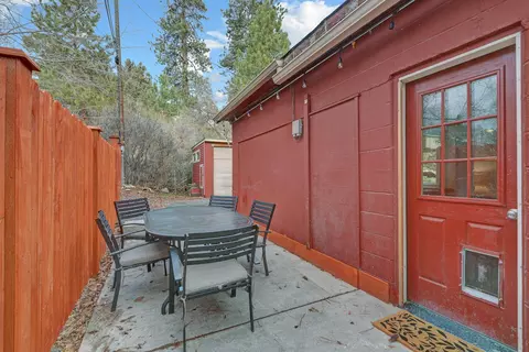Exterior - 1663 NW 3rd St, Bend, OR 97703 photo 3 of 6