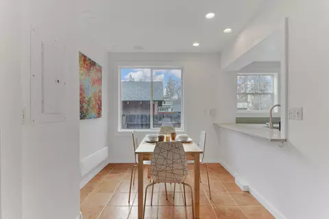 Dining - 1663 NW 3rd St, Bend, OR 97703 photo 1 of 3