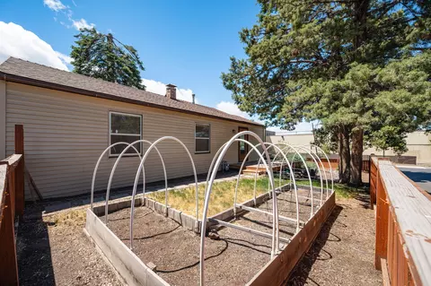 Exterior - 654 NE 4th St, Bend, OR 97701 photo 12 of 20