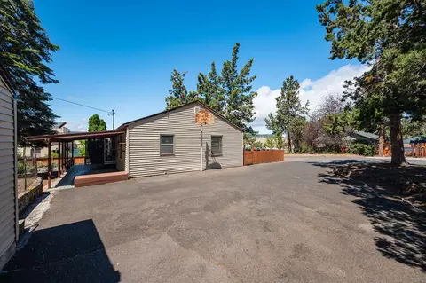 Exterior - 654 NE 4th St, Bend, OR 97701 photo 13 of 20