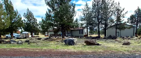 5691 SW Bluff Ln, Culver, OR 97734