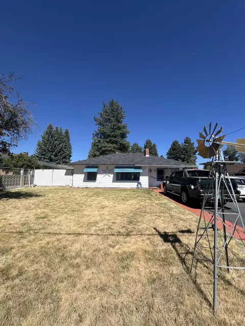 1819 Kane St, Klamath Falls, OR 97603