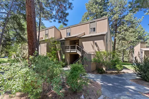 19717 SW Mount Bachelor Dr UNIT 231, Bend, OR 97702